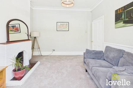 3 bedroom Terraced House for sale in Arlington Avenue, Cottingham, HU16