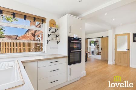 3 bedroom Semi-detached house for sale in Kingtree Avenue, Cottingham, HU16