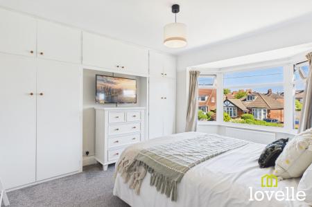 3 bedroom Semi-detached house for sale in Kingtree Avenue, Cottingham, HU16