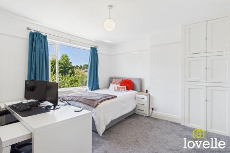 3 bedroom Semi-detached house for sale in Kingtree Avenue, Cottingham, HU16