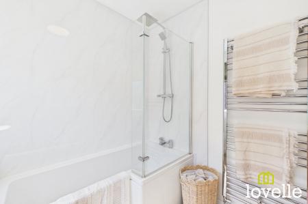 3 bedroom Semi-detached house for sale in Kingtree Avenue, Cottingham, HU16