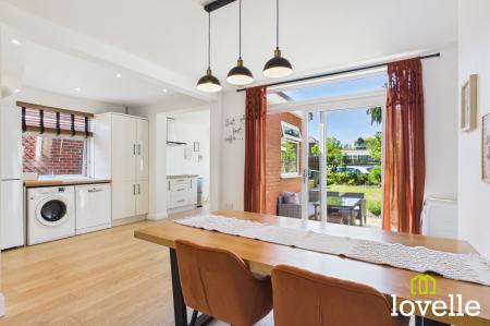 3 bedroom Semi-detached house for sale in Kingtree Avenue, Cottingham, HU16