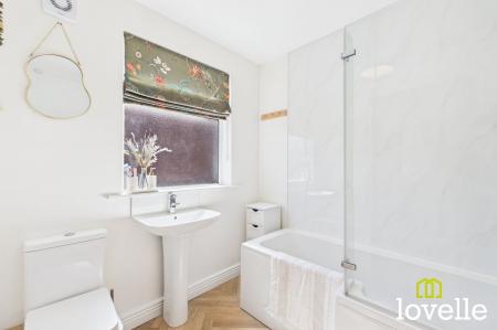 3 bedroom Semi-detached house for sale in Kingtree Avenue, Cottingham, HU16
