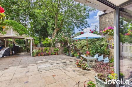 3 bedroom Detached house for sale in Northgate, Cottingham, HU16
