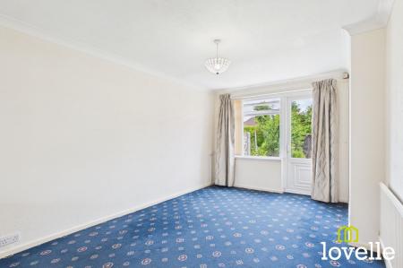 3 bedroom Semi-detached house for sale in Queens Way, Cottingham, HU16