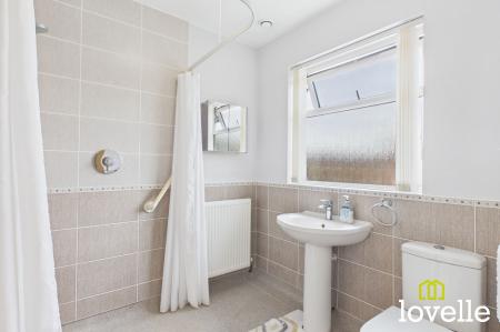 3 bedroom Semi-detached house for sale in Queens Way, Cottingham, HU16