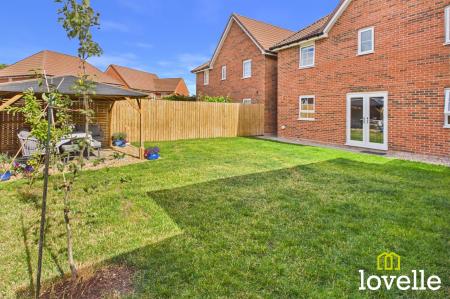 4 bedroom Detached house for sale in Morris Croft, Cottingham, HU16