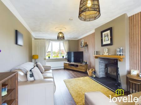 5 bedroom Detached house for sale in Manor Garth, Skidby, HU16