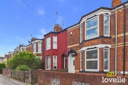 3 bedroom Terraced House for sale in Westcott Street, Hull, HU8