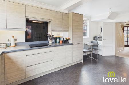 3 bedroom Semi-detached house for sale in Mill Beck Lane, Cottingham, HU16