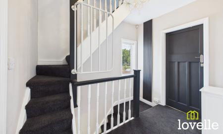 3 bedroom Semi-detached house for sale in Anlaby Park Road South, Hull, HU4