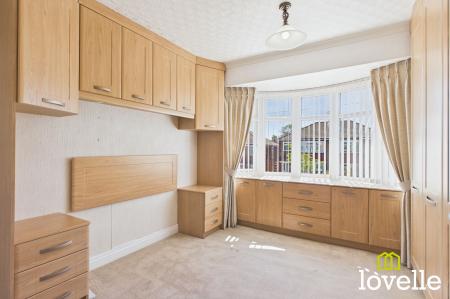 3 bedroom Semi-detached house for sale in Westfield Rise, Hessle, HU13