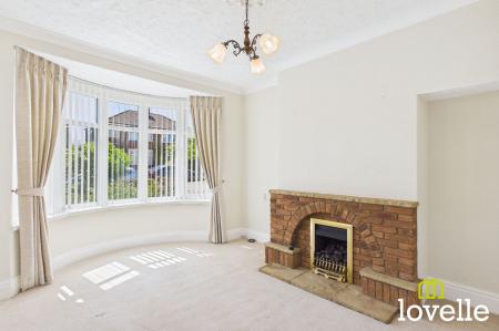 3 bedroom Semi-detached house for sale in Westfield Rise, Hessle, HU13