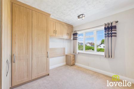 3 bedroom Semi-detached house for sale in Westfield Rise, Hessle, HU13