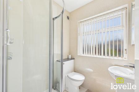 3 bedroom Semi-detached house for sale in Westfield Rise, Hessle, HU13