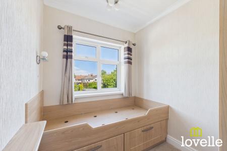 3 bedroom Semi-detached house for sale in Westfield Rise, Hessle, HU13