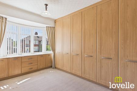 3 bedroom Semi-detached house for sale in Westfield Rise, Hessle, HU13