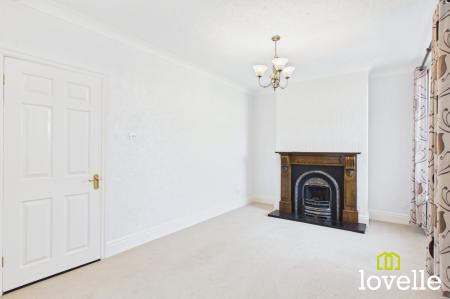 3 bedroom Semi-detached house for sale in Westfield Rise, Hessle, HU13