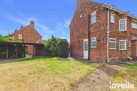 3 bedroom Semi-detached house for sale in The Close, Cottingham, HU16
