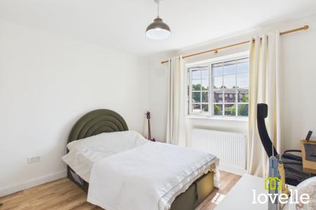 3 bedroom Semi-detached house for sale in The Close, Cottingham, HU16