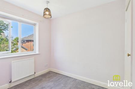 2 bedroom Semi-detached house for sale in Cawthorne Drive, Hull, HU4