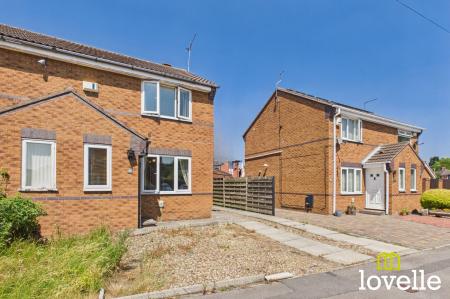 Cawthorne Drive, Hull, HU4