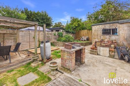 3 bedroom Terraced House for sale in Gisburn Road, Hessle, HU13