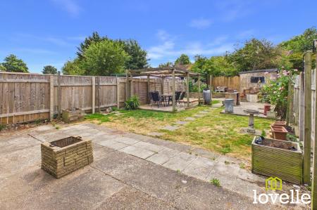 3 bedroom Terraced House for sale in Gisburn Road, Hessle, HU13