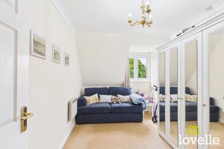 2 bedroom Flat for sale in Newgate Street, Shardeloes Court Newgate Street, HU16