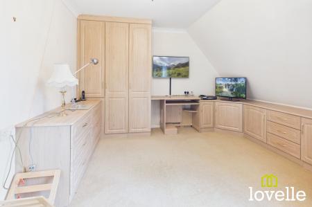 2 bedroom Flat for sale in Newgate Street, Shardeloes Court Newgate Street, HU16