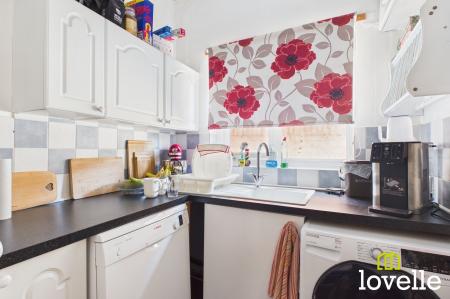 3 bedroom Terraced House for sale in Bannister Street, Withernsea, HU19