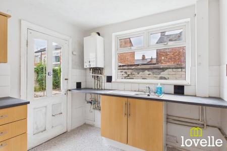 2 bedroom Terraced House for sale in Goddard Avenue, Hull, HU5
