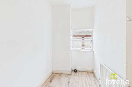 2 bedroom End of terrace house for sale in Goddard Avenue, Hull, HU5