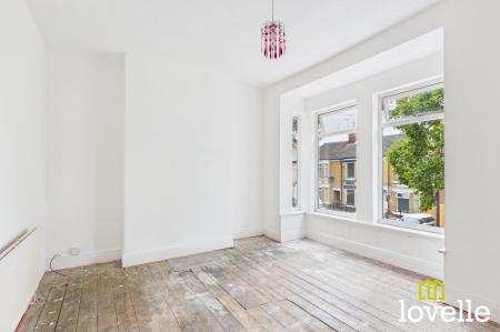 2 bedroom Terraced House for sale in Goddard Avenue, Hull, HU5