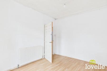 2 bedroom Terraced House for sale in Goddard Avenue, Hull, HU5