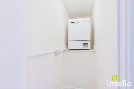 2 bedroom Flat for sale in Crescent Street, Cottingham, HU16