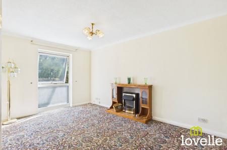 2 bedroom Flat for sale in Elm Tree Court, Cottingham, HU16
