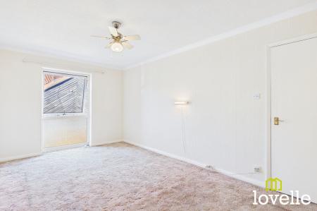 2 bedroom Flat for sale in Elm Tree Court, Cottingham, HU16