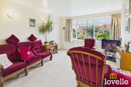 4 bedroom Detached house for sale in Park Lane, Cottingham, HU16