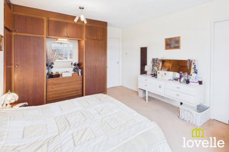 4 bedroom Detached house for sale in Park Lane, Cottingham, HU16