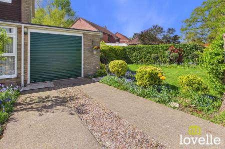 4 bedroom Detached house for sale in Park Lane, Cottingham, HU16