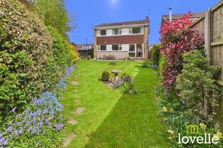 4 bedroom Detached house for sale in Park Lane, Cottingham, HU16