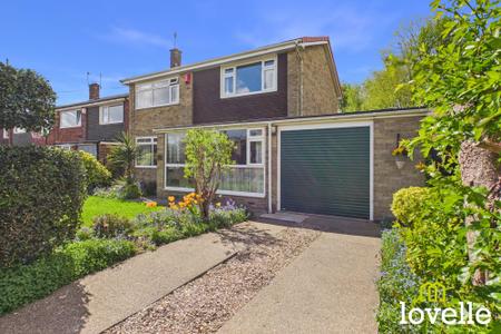 4 bedroom Detached house for sale in Park Lane, Cottingham, HU16