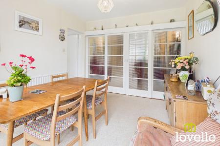 4 bedroom Detached house for sale in Park Lane, Cottingham, HU16