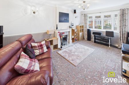 2 bedroom Semi-detached bungalow for sale in Stonesdale, Hull, HU7