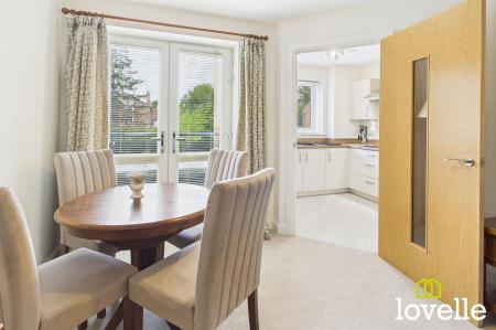 1 bedroom Flat for sale in Field Close, Cottingham, HU16