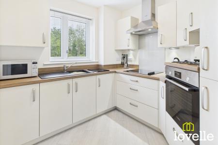 1 bedroom Flat for sale in Field Close, Cottingham, HU16