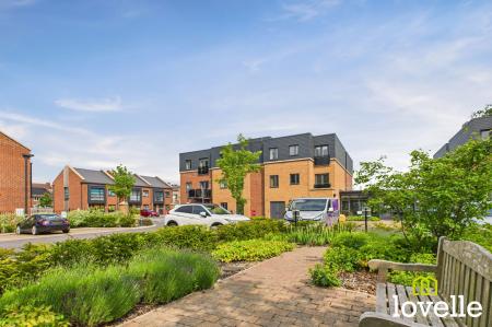 1 bedroom Flat for sale in Field Close, Cottingham, HU16