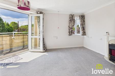 2 bedroom Flat for sale in Newgate Street, Shardeloes Court Newgate Street, HU16