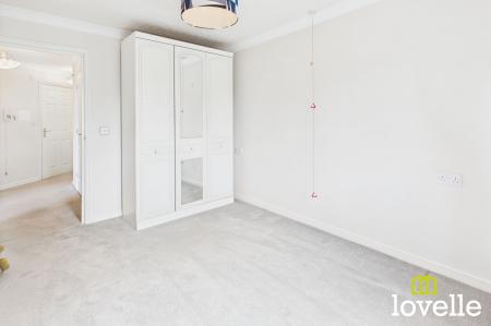 2 bedroom Flat for sale in Newgate Street, Shardeloes Court Newgate Street, HU16